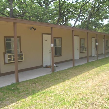 Hempstead Country Inn & Suites 외부 사진